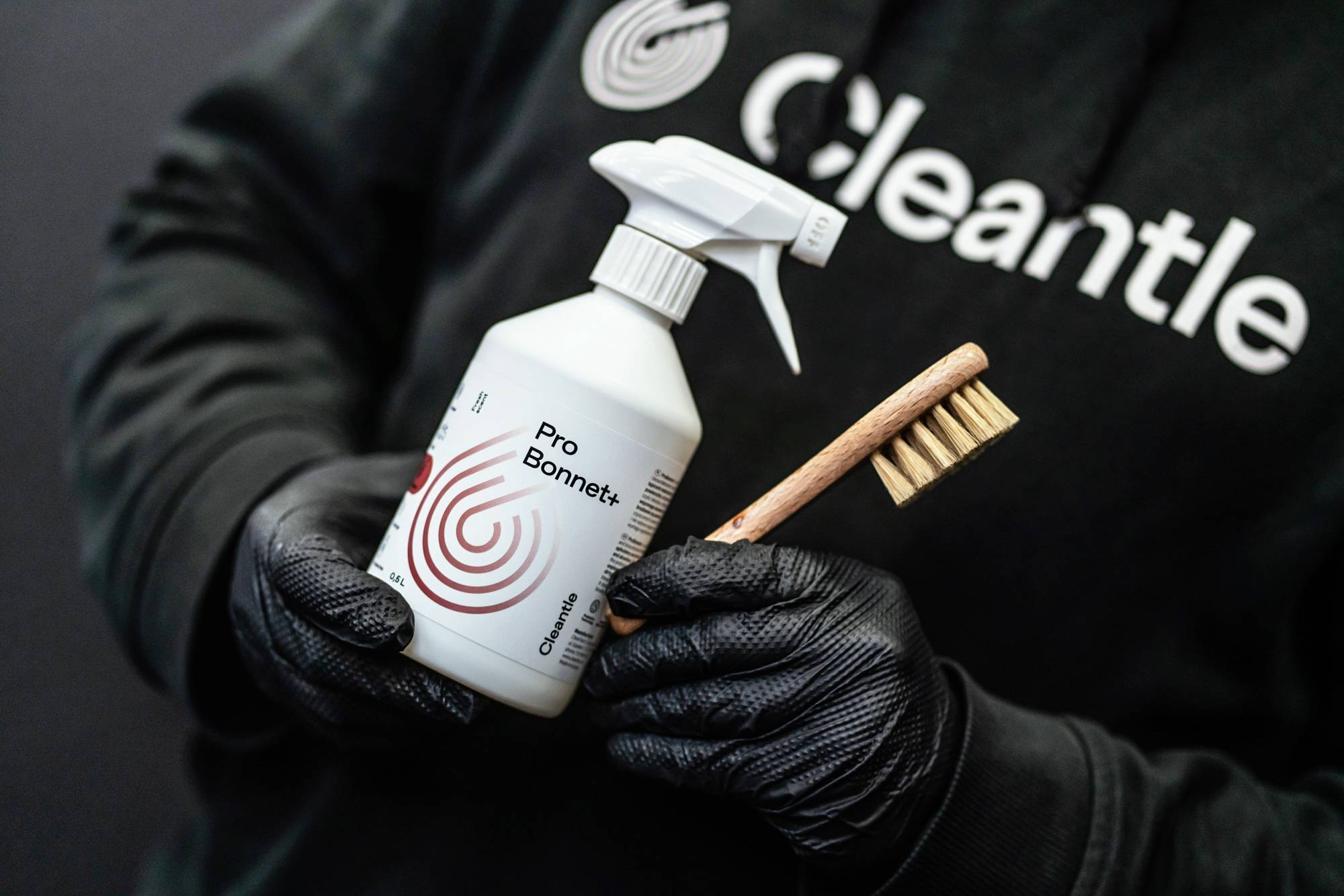 Mazak Brush – Mała szczotka do detali