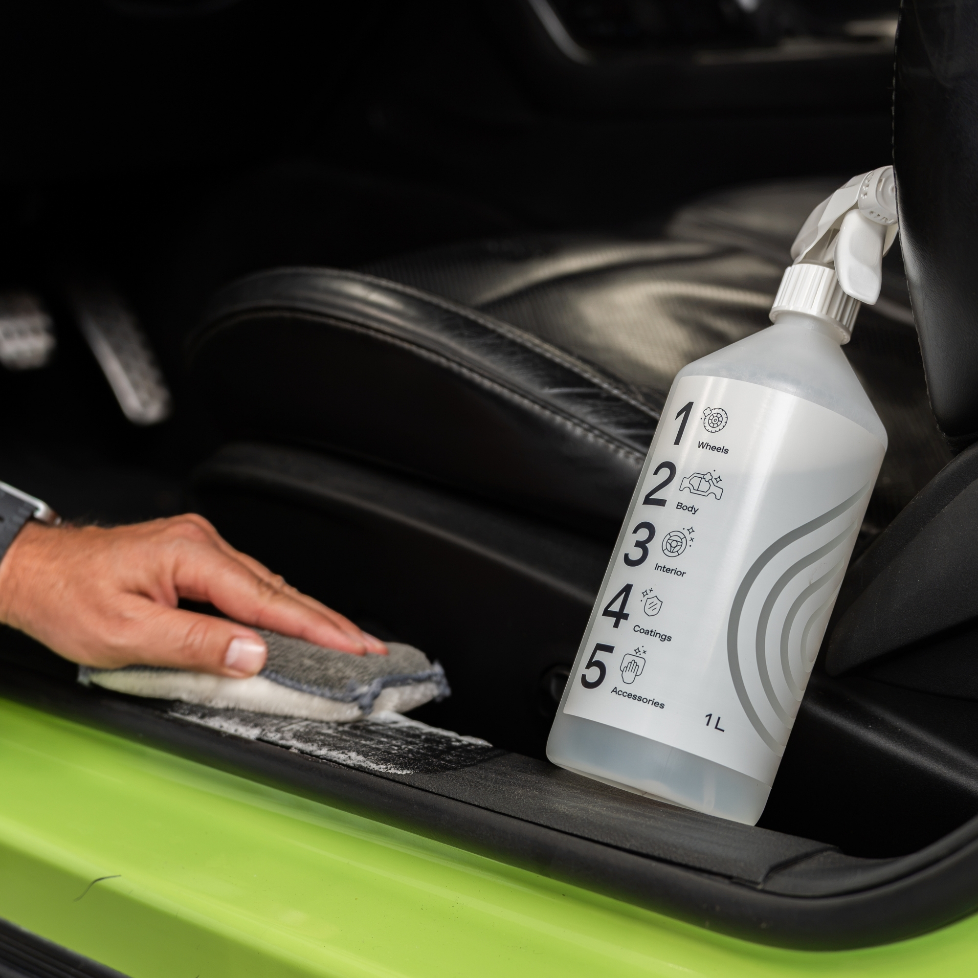 Cleantle Spray Bottle